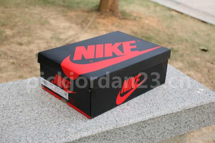Authentic Air Jordan 1 High OG “University Blue”
