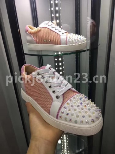 Super Max Christian Louboutin Shoes-676