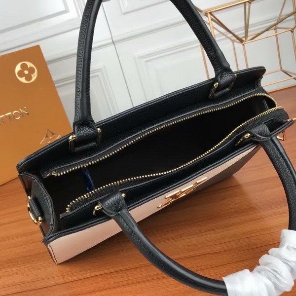 LV Hangbags AAA-231