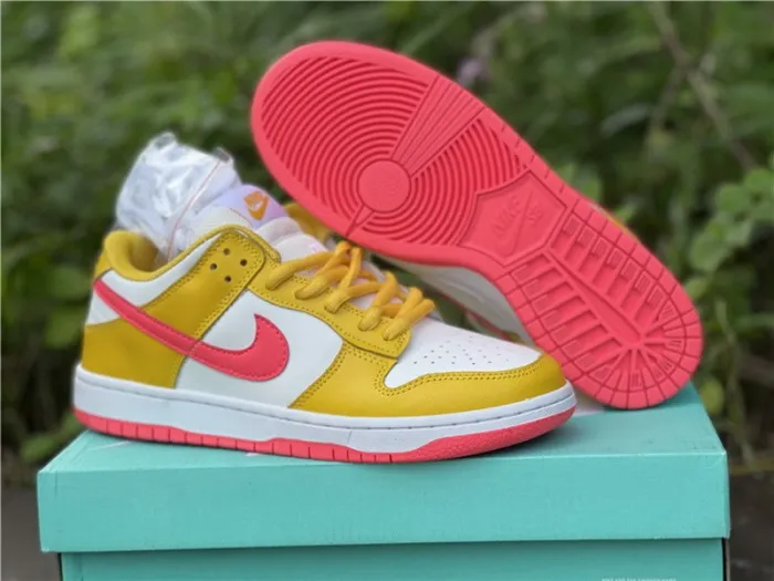 Authentic Nike Dunk Low Yellow