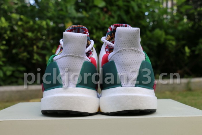 Authentic Pharrell Williams x AD Solar Hu Glide White