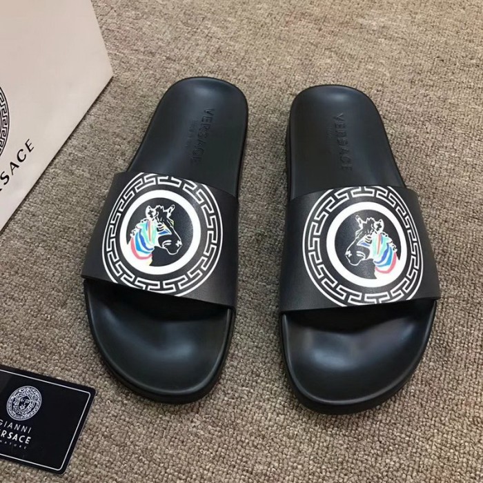 Versace men slippers AAA-111