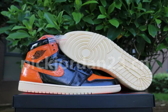 Authentic Air Jordan 1 Retro High OG “Shattered Backboard 3.0”