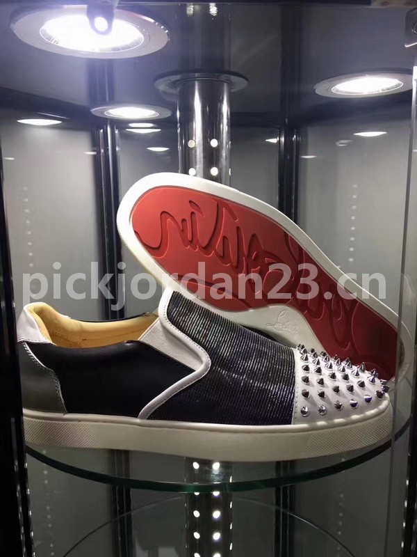 Super Max Christian Louboutin Shoes-679