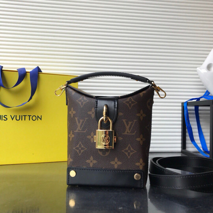 LV High End Quality Handbag-292