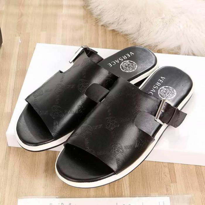 Versace Men slippers AAA-028