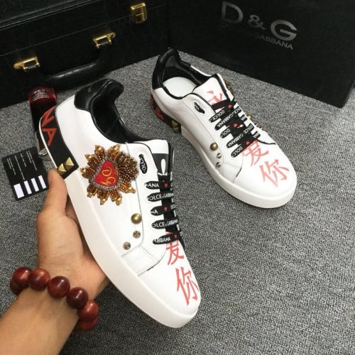 D&G men shoes 1;1 quality -081