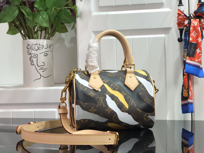 LV High End Quality Bag-530