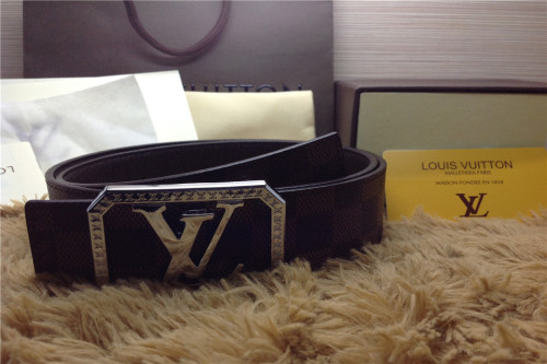 LV Belt 1：1 Quality-137