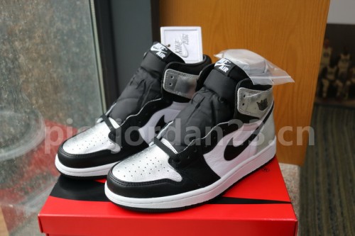 Authentic Air Jordan 1 High OG WMNS “Silver Toe”