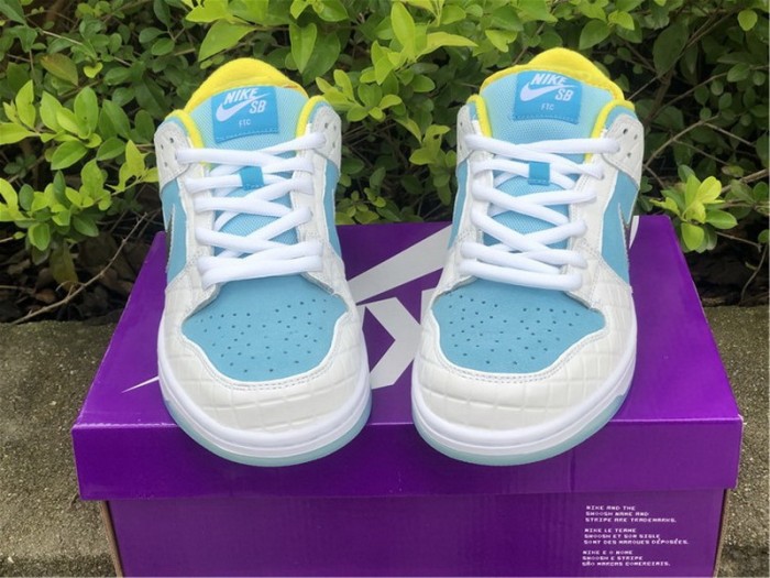 Authentic FTC x Nike SB Dunk Low