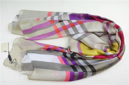 Burberry Silk Scarf AAA-366