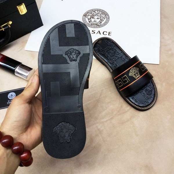 Versace men slippers AAA-139(38-45)