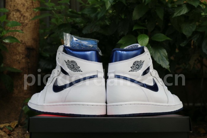 Authentic Air Jordan 1 OG “Metallic Navy”