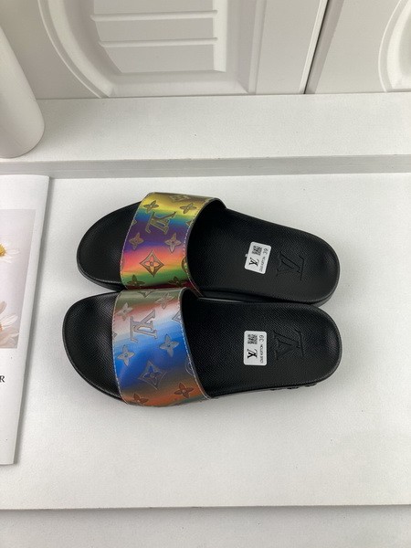 LV men slippers AAA-1114