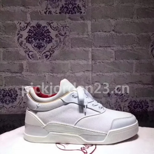 Super Max Christian Louboutin Shoes-915