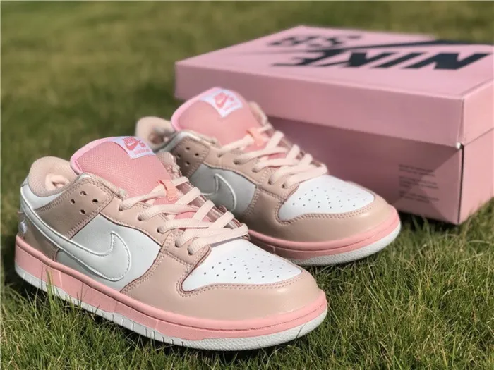 Authentic Nike SB Dunk Low Pigeon Pink