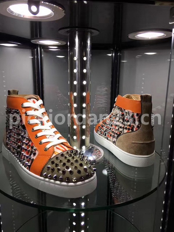 Super Max Christian Louboutin Shoes-714