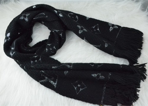 LV Silk Scarf AAA-268