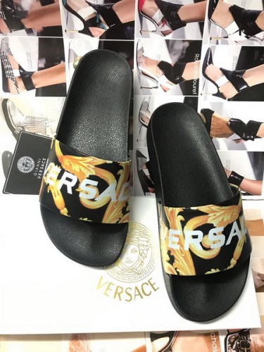 Versace men slippers AAA-179(38-45)