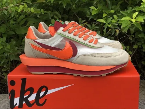 Authentic  Clox x Sacai x Nike LDV WAFFLE000