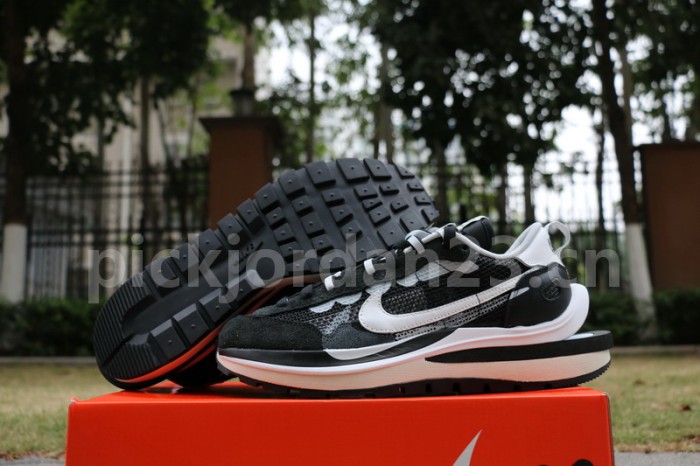 Authentic Sacai x Nike Pegasus VaporFly SP Black GS