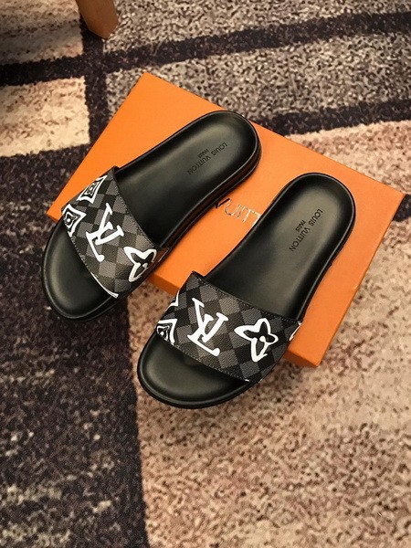 LV men slippers AAA-370(38-45)