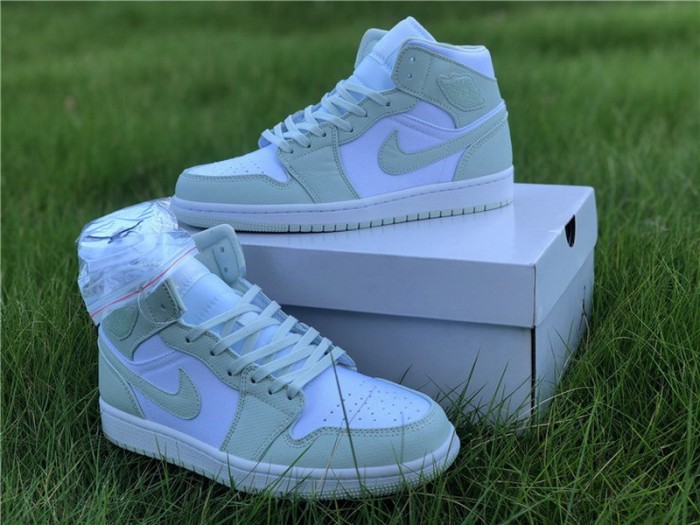 Authentic Air Jordan 1 Mid “Spruce Aura”