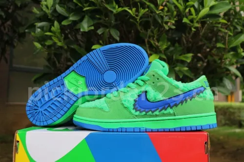 Authentic Grateful Dead x Nike Dunk SB Low “Green Bear” Women Shoes