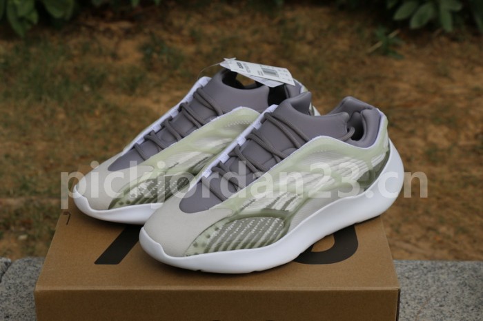 Authentic Yeezy 700 V3 White Grey