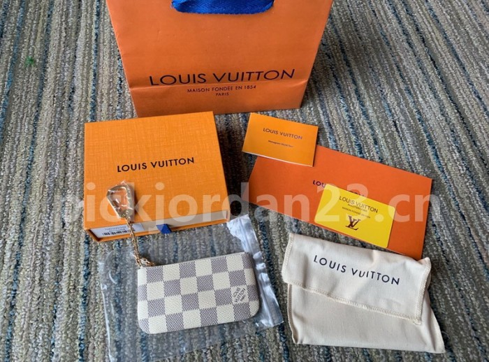 LV Coin Pouches High End Quality-002