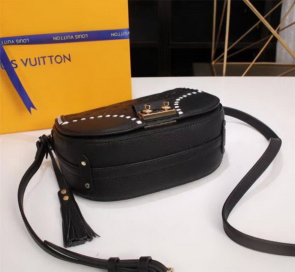 LV Hangbags AAA-028