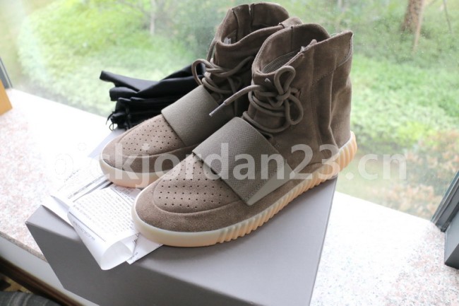 Authentic Yeezy Boost 750 “Light Brown”