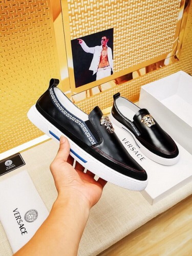Versace Men Shoes 1：1 Quality-409