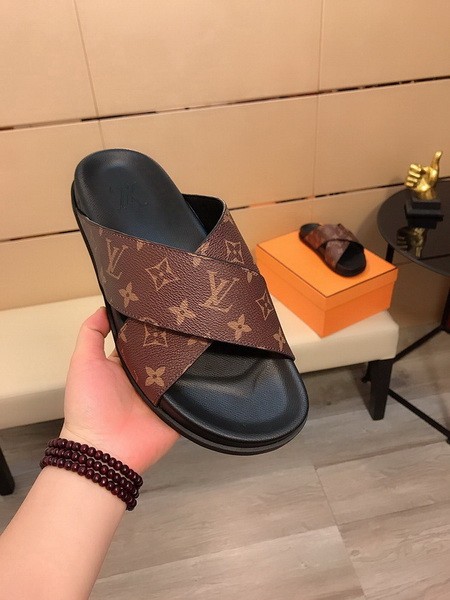 LV men slippers AAA-755