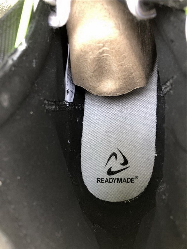 Authentic READYMADE x Nike Blazer Mid CZ3589-001