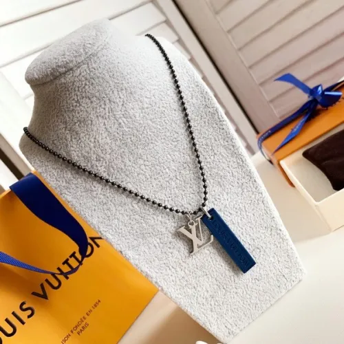 LV Necklace-016