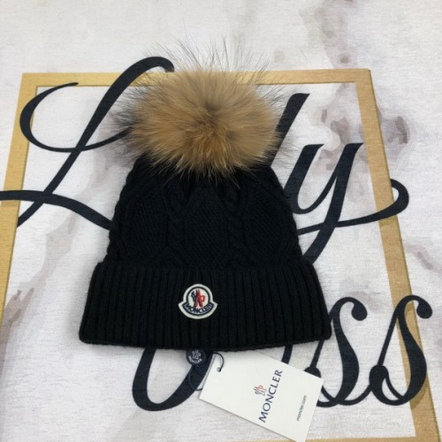 Moncler Wool Cap Scarf AAA-048
