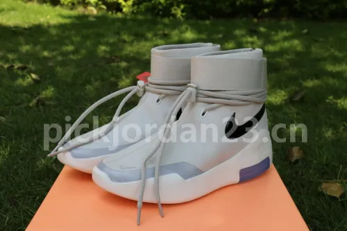 Authentic Nike Air Shot Around “Light Bone”