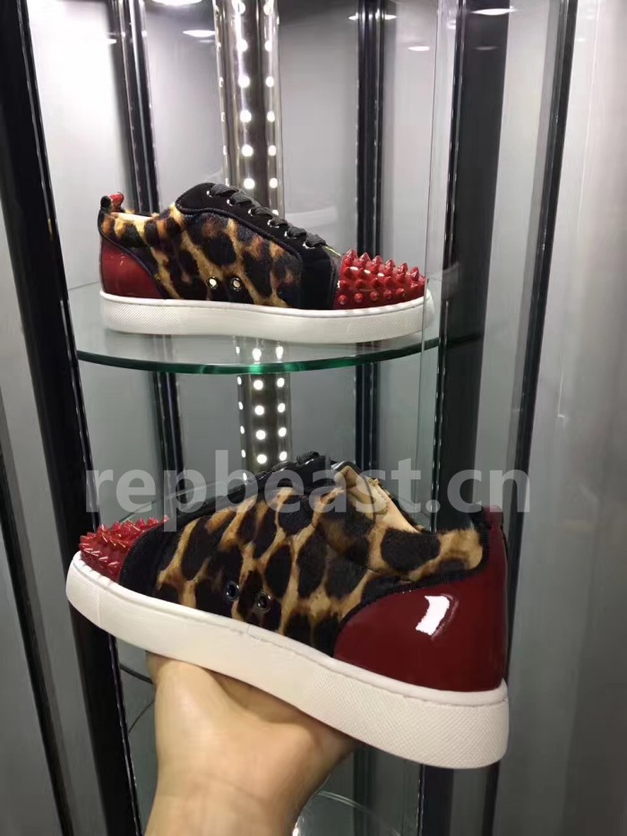 Super Max Christian Louboutin Shoes-722