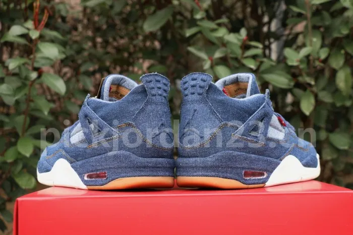 Authentic Levi’s x Air Jordan 4