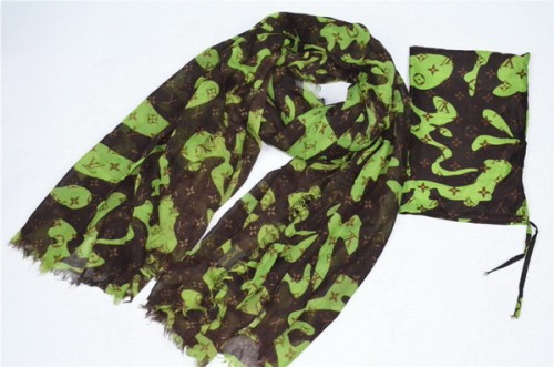 LV Silk Scarf AAA-075