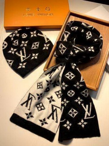 LV Wool Cap Scarf AAA-086