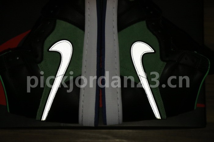 Authentic Air Jordan 1 High Zoom R2T “Racer Blue”