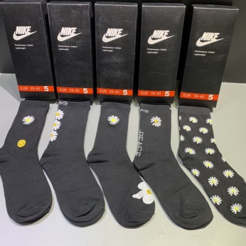 Nike Socks-021