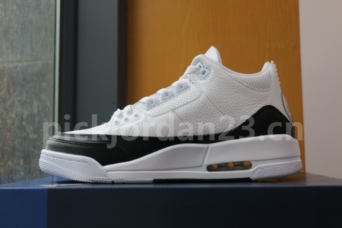 Authentic Fragment x Air Jordan 3