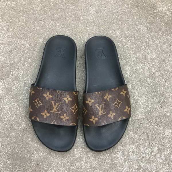 LV men slippers AAA-434