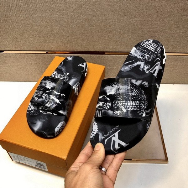 LV men slippers AAA-994