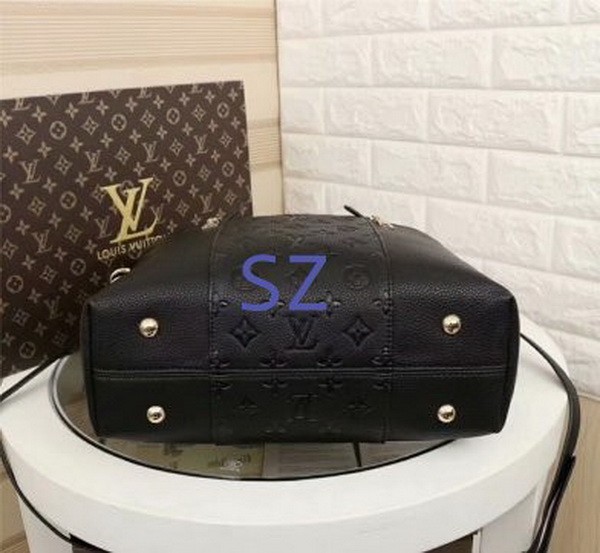 LV Hangbags AAA-233