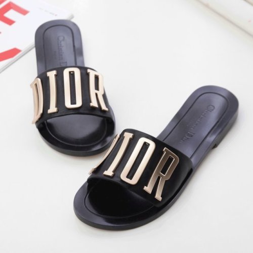 Dior women slippers AAA-010(35-42)